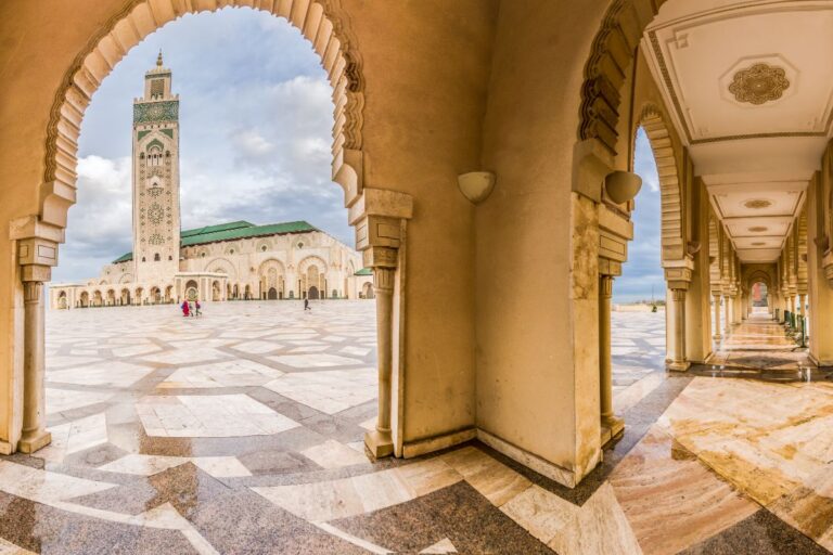 Marrakech to Casablanca tour Travel Guide