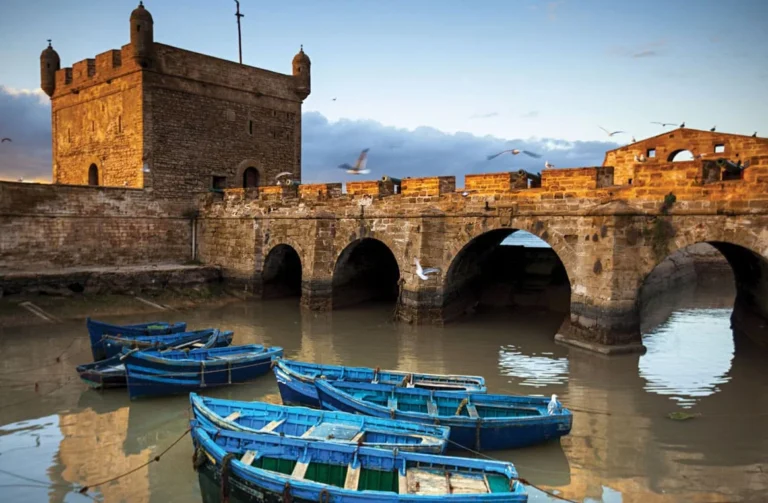 Private Excursion Marrakech to Essaouira showcasing Essaouira’s picturesque Atlantic coast and traditional fishing boats