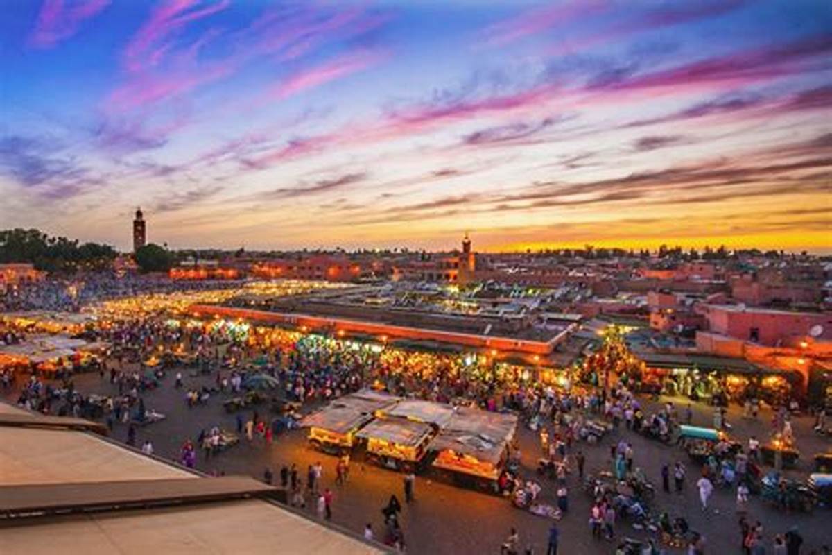 Marrakech Souks and Jemaa el-Fnaa Square – Dive Into Local Culture and Shopping