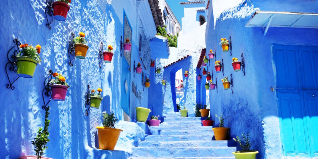 6 Days Marrakech to Chefchaouen via Desert Tour